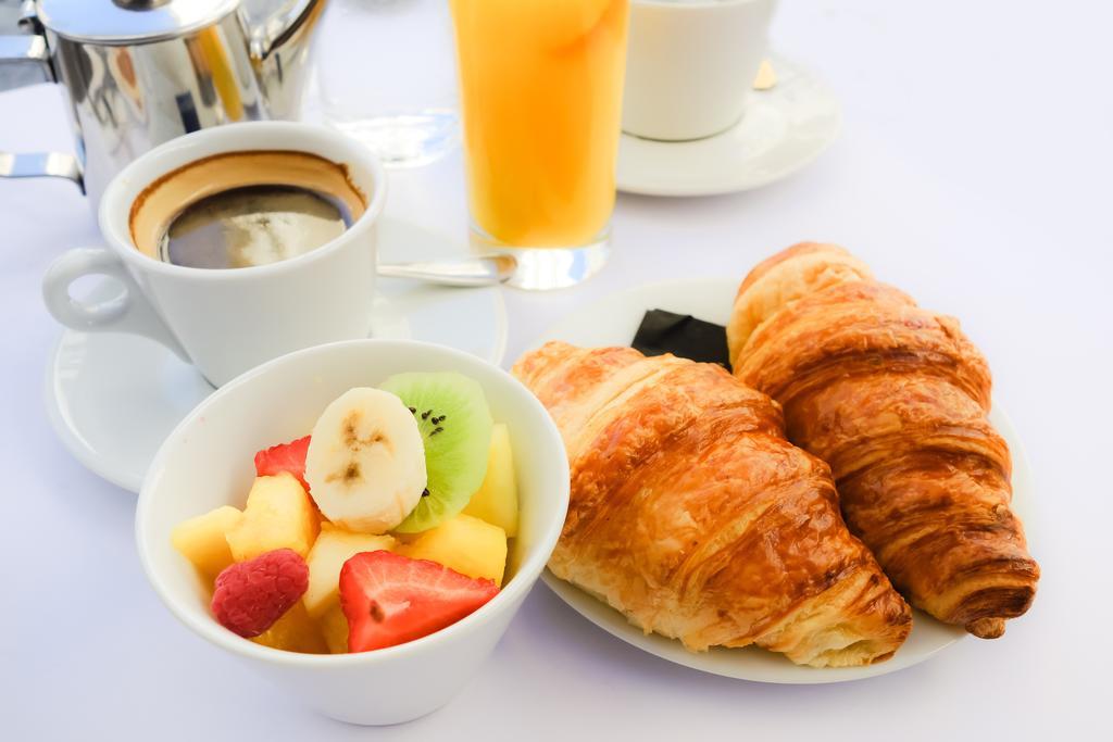 Bed & Breakfast In Elegance