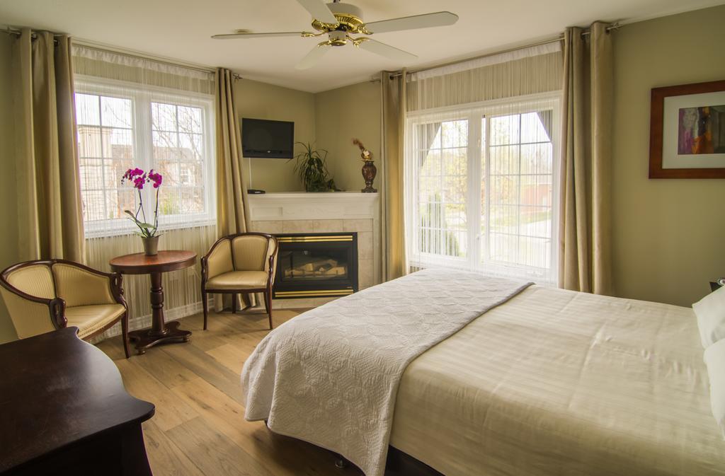 Bed & Breakfast In Elegance