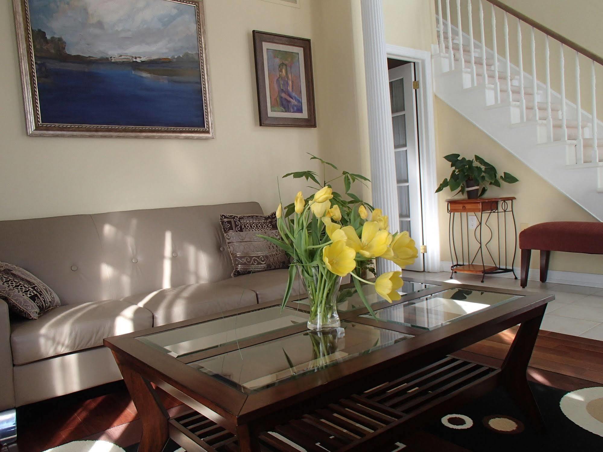 In Elegance Bed & Breakfast
